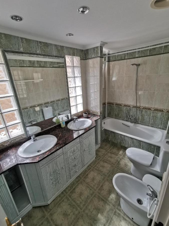 Spacious Villa With Private Pool And Beach Views El Moncayo Zewnętrze zdjęcie